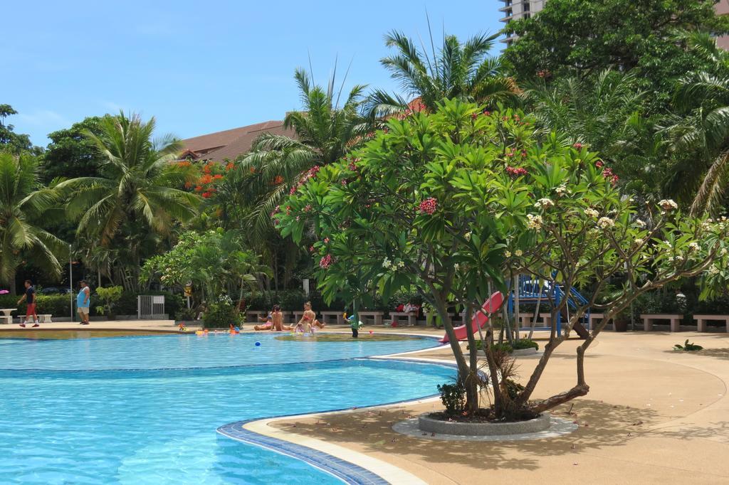 View Talay 1B Residence Pattaya Exteriör bild
