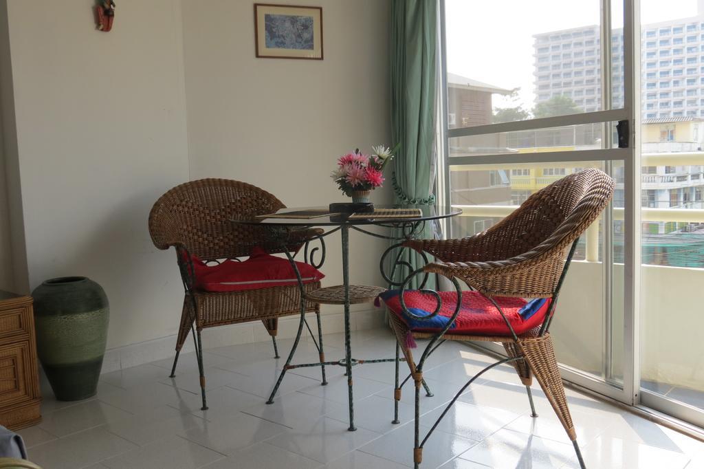 View Talay 1B Residence Pattaya Rum bild
