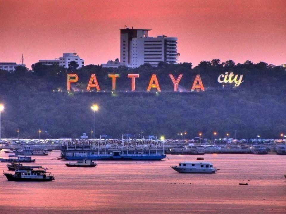 View Talay 1B Residence Pattaya Exteriör bild